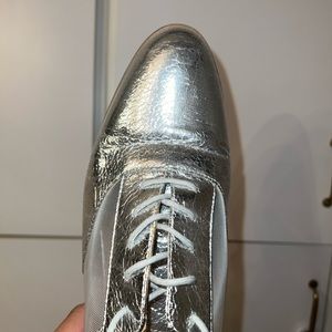 About Silver Mesh oxfords size 13